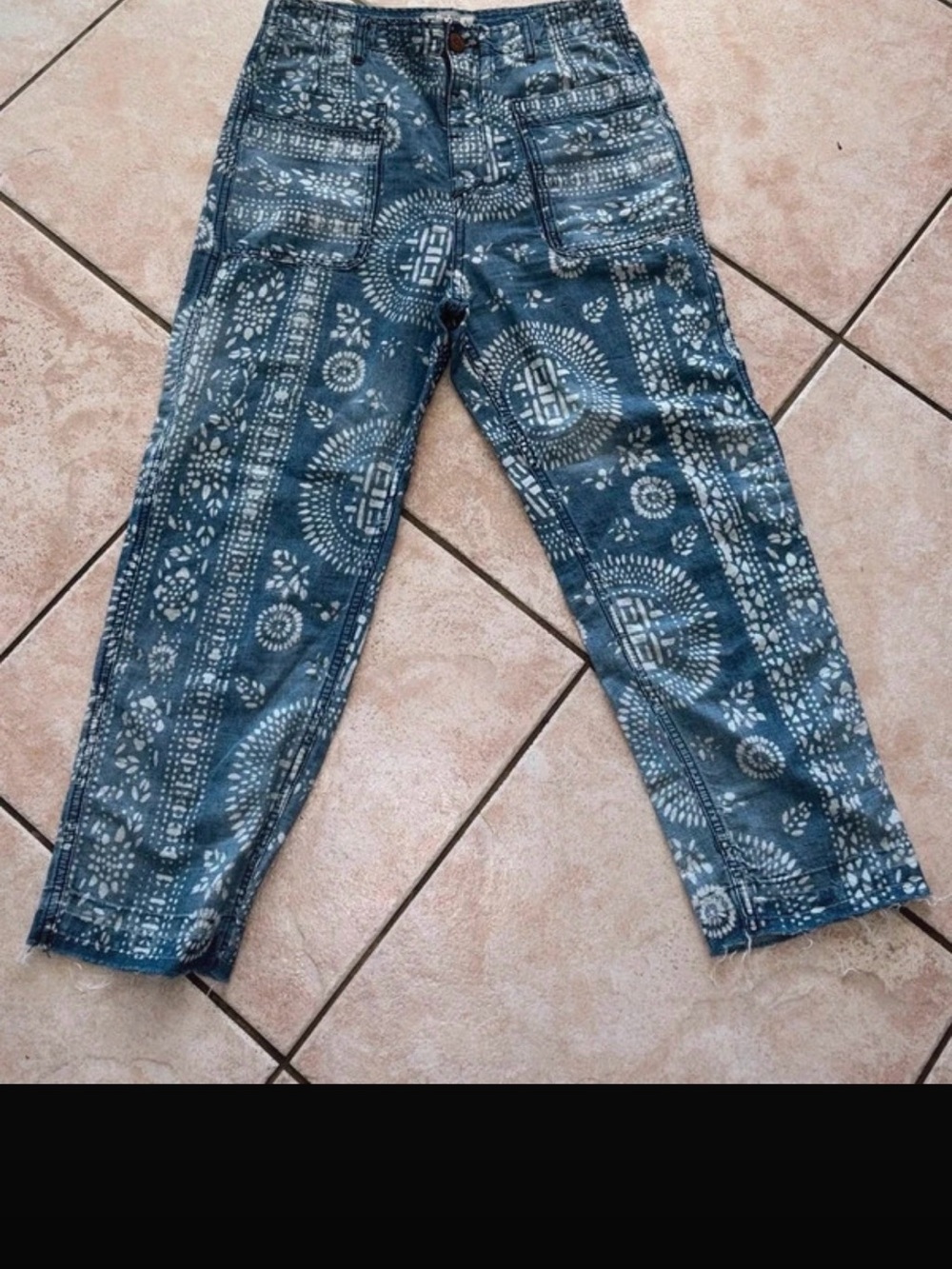 Free People Blue Bandana-Print Straight Leg Jeans